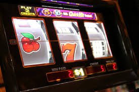 Antarmuka slot permainan Aviator di murah 4d dengan grafis beresolusi tinggi